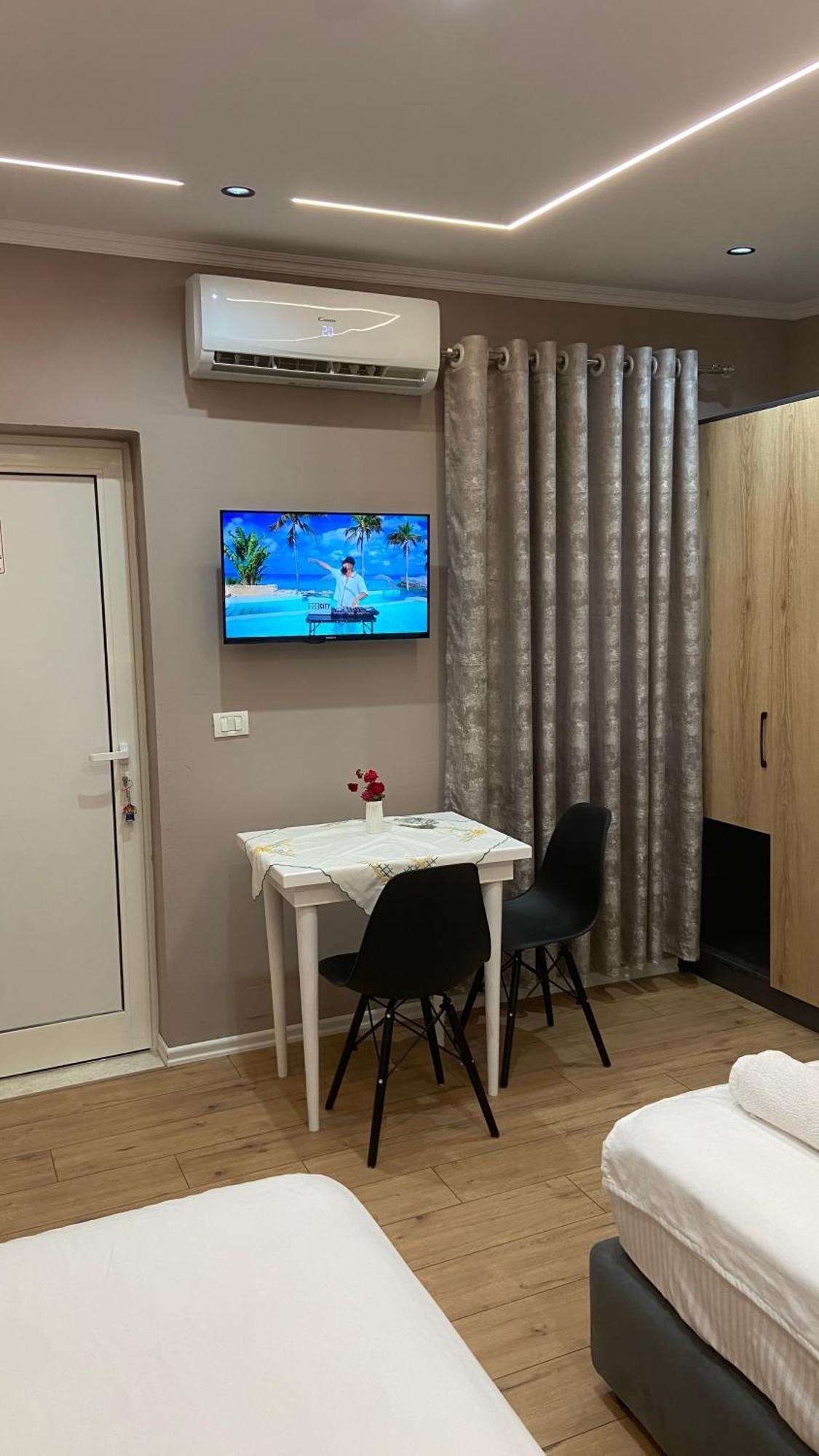 Guest House Luli Strumi Berat Buitenkant foto